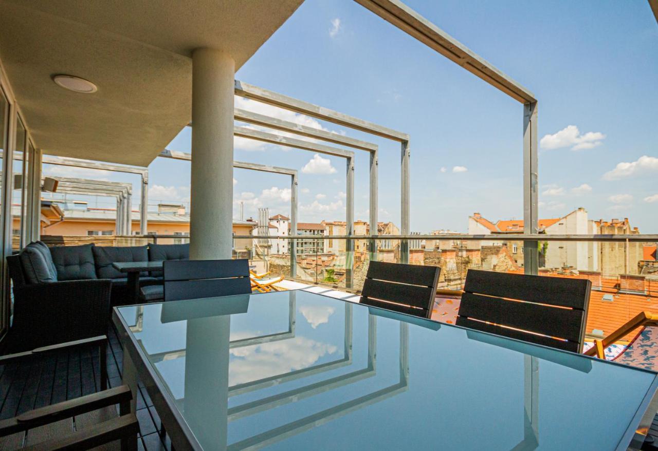 Luxury Apartment With Balcony In Downtown 부다페스트 외부 사진