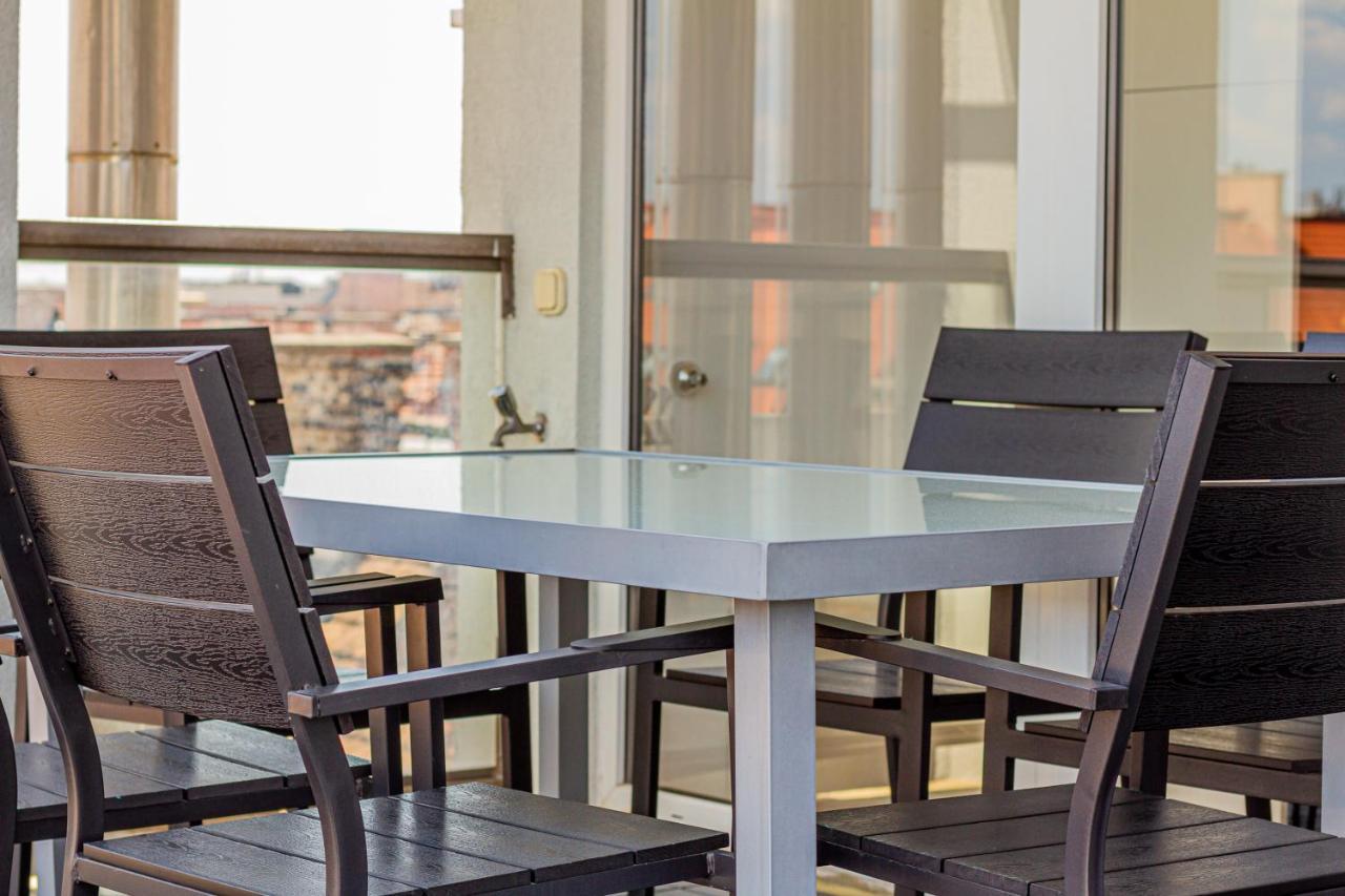 Luxury Apartment With Balcony In Downtown 부다페스트 외부 사진