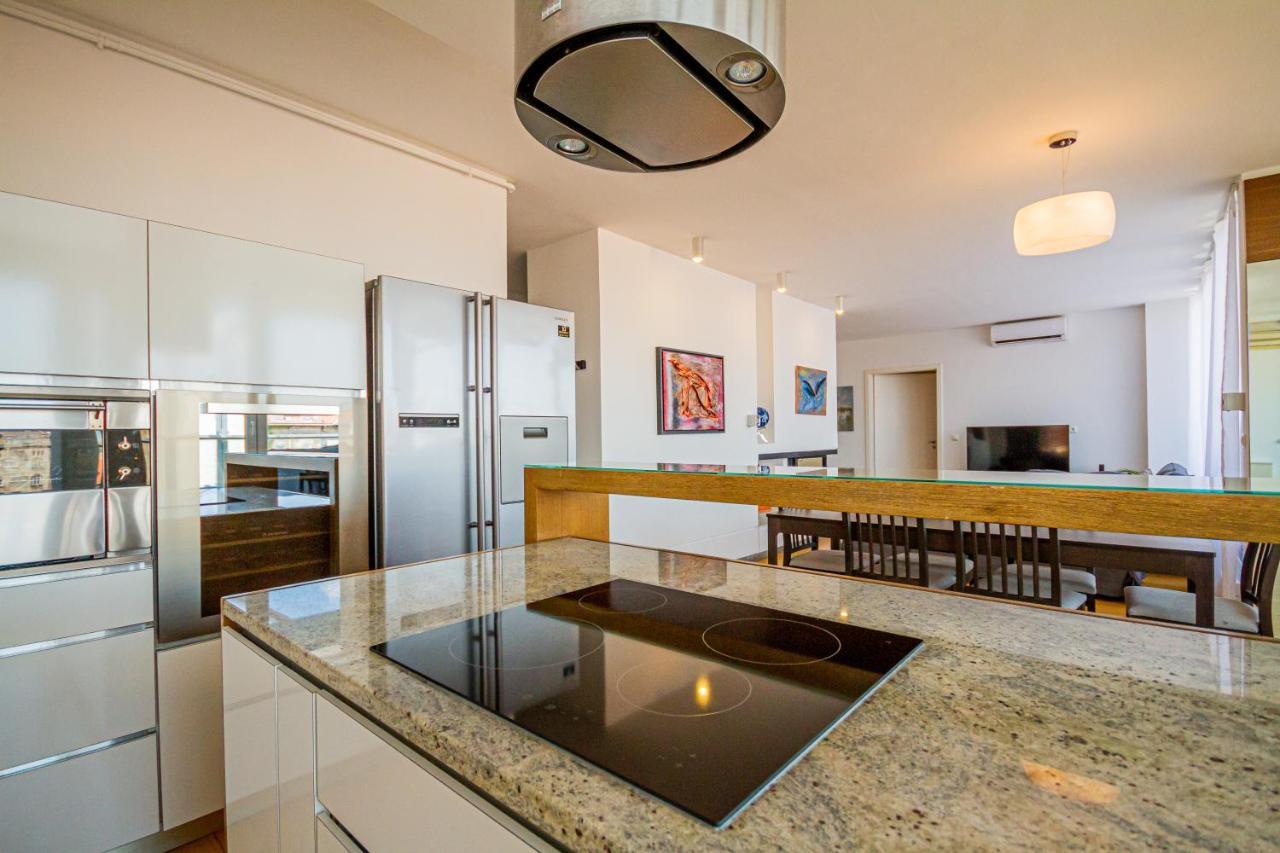 Luxury Apartment With Balcony In Downtown 부다페스트 외부 사진