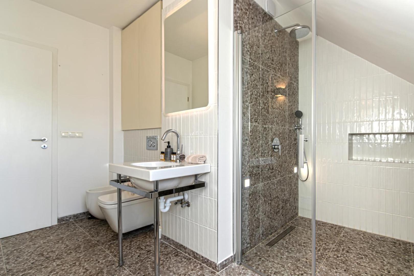 Luxury Apartment With Balcony In Downtown 부다페스트 외부 사진